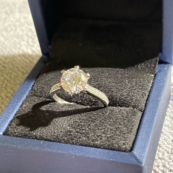 Perfect condition 💍 - Picture 5 of 9